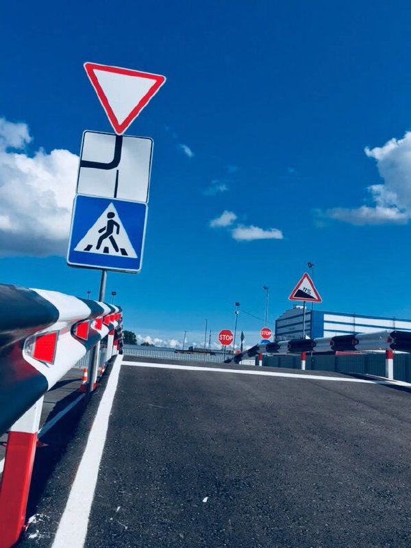 Автодром и автомобили